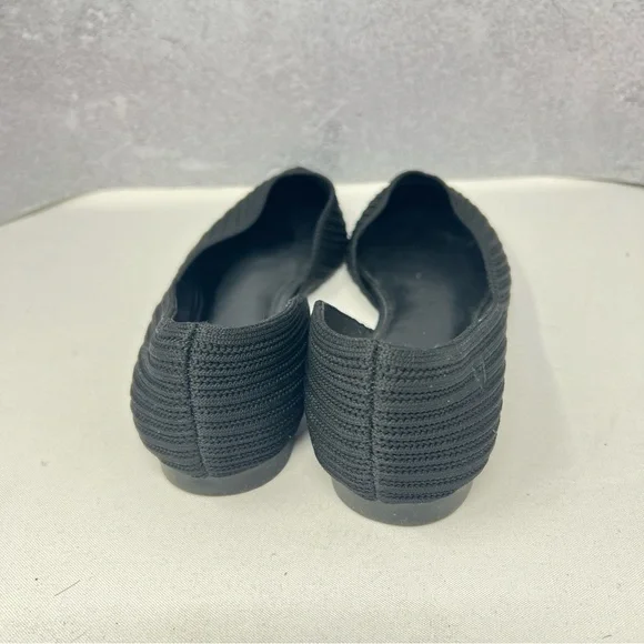 Vivaia Black Melia Pointed-Toe Striped Flat.  Size 38/US 7-7.5. - Picture 13 of 15